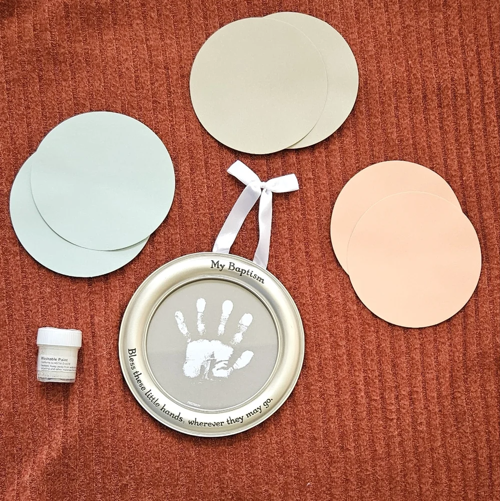 Hallmark handprint frame